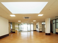 07 1F ホール_edited-1.jpg
